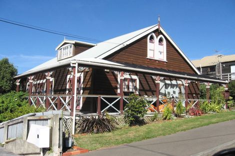 Photo of property in 17 Stanley Street, Berhampore, Wellington, 6023