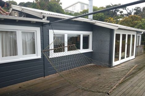 Photo of property in 52 Howard Road, Point Howard, Lower Hutt, 5013