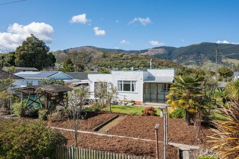 Photo of property in 23 Polstead Road, Stoke, Nelson, 7011