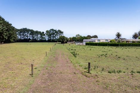 Photo of property in 290 Waihi Road, Hawera, 4673