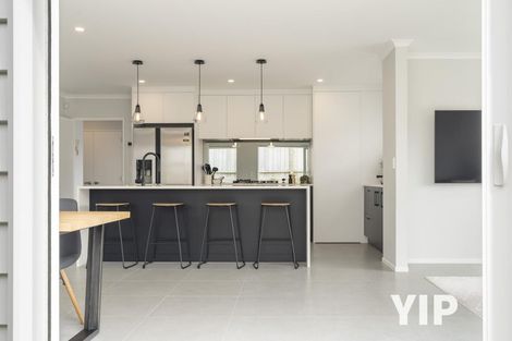 Photo of property in 14 Stony Hill Place, Grenada Village, Wellington, 6037