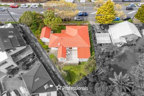 Photo of property in 135 Kings Crescent, Hutt Central, Lower Hutt, 5010