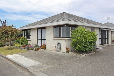 Photo of property in 49c Church Road, Taradale, Napier, 4112