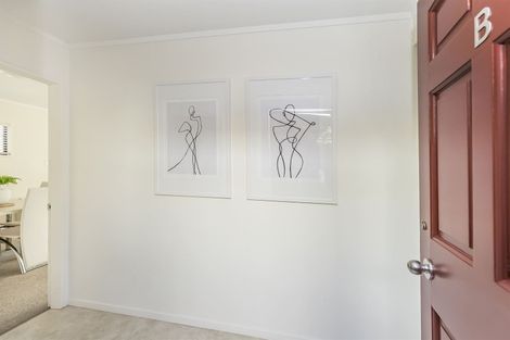 Photo of property in 20b Acheron Road, Paremata, Porirua, 5026