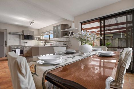 Photo of property in 7 Mahana Road, St Andrews, Hamilton, 3200