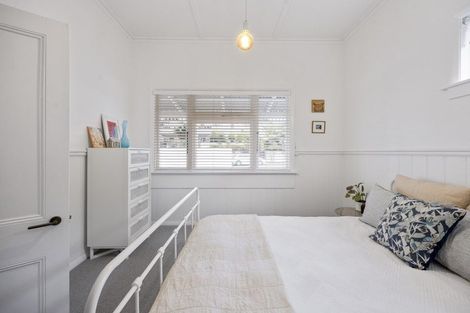 Photo of property in 251a Courtenay Street, Strandon, New Plymouth, 4312