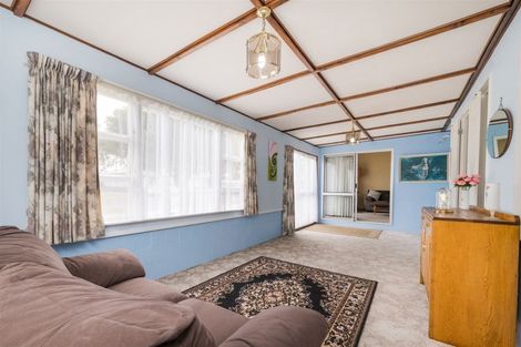 Photo of property in 37 Queen Street, Feilding, 4702