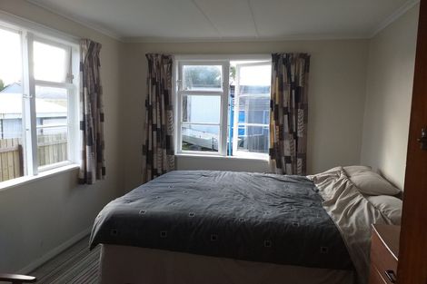 Photo of property in 5 Larsen Street, Westport, 7825