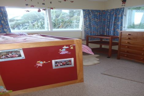 Photo of property in 57 Bedford Street, Northland, Wellington, 6012