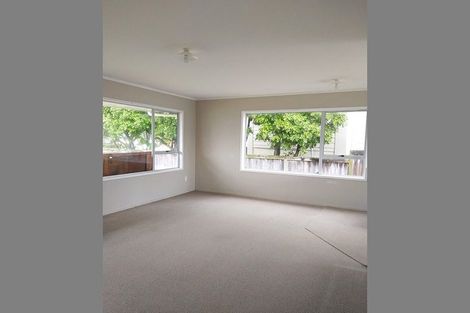Photo of property in 466 Swanson Road, Ranui, Auckland, 0612