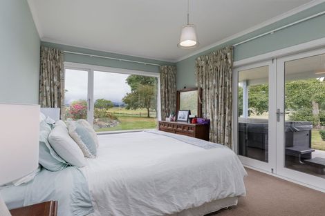 Photo of property in 302 Timaru Road, Waimate, 7978