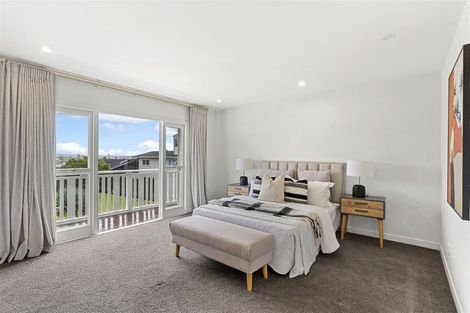 Photo of property in 130 Aberdeen Road, Campbells Bay, Auckland, 0620