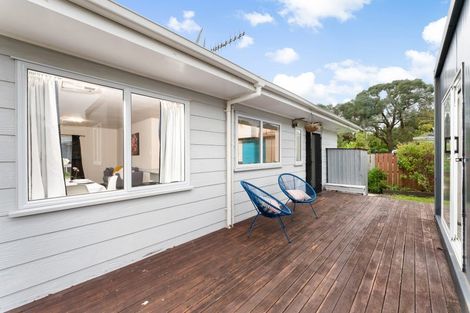 Photo of property in 3/51 Fruitvale Road, New Lynn, Auckland, 0600