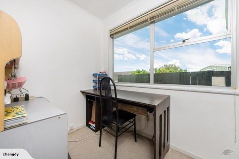 Photo of property in 110 Farquhar Road, Glendene, Auckland, 0602