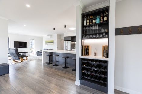 Photo of property in 12 Ruahine Road, Poraiti, Napier, 4112