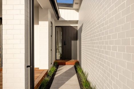 Photo of property in 4 Sapida Close, Papamoa Beach, Papamoa, 3118