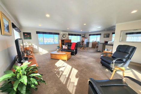 Photo of property in 4 Leven Street, South Hill, Oamaru, 9400