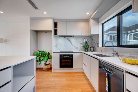 Photo of property in 1/20 William Souter Street, Forrest Hill, Auckland, 0620