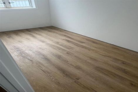 Photo of property in 25 Stitchbird Crescent, Papakura, 2110