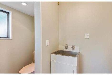 Photo of property in 8/36 Mathesons Road, Phillipstown, Christchurch, 8011