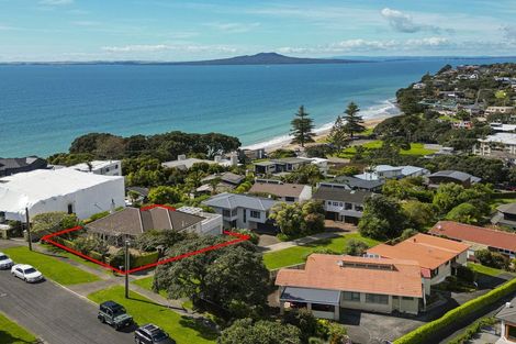 Photo of property in 11 Brighton Terrace, Mairangi Bay, Auckland, 0630