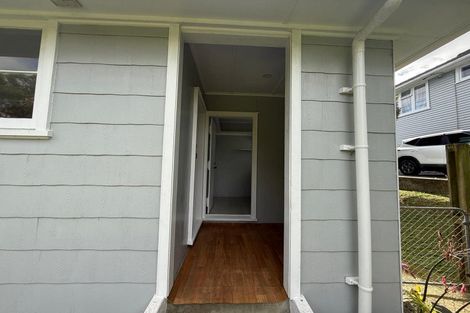 Photo of property in 12 Gear Terrace, Ranui, Porirua, 5024