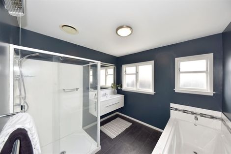 Photo of property in 33 Raxworthy Street, Ilam, Christchurch, 8041