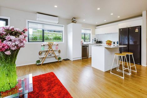 Photo of property in 6 Robins Way, Pokeno, 2471