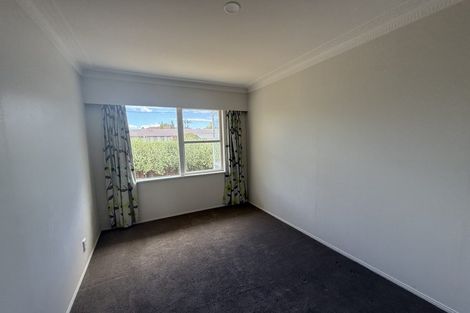 Photo of property in 1/12 Meadway, Sunnyhills, Auckland, 2010
