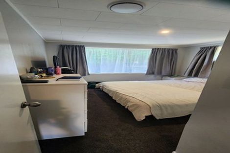 Photo of property in 80c Airlie Road, Plimmerton, Porirua, 5026