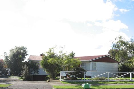 Photo of property in 15 Riverhills Avenue, Pakuranga Heights, Auckland, 2010