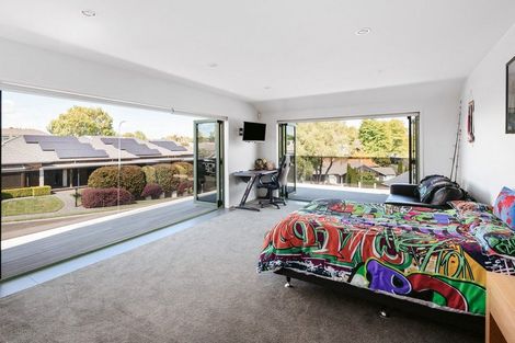 Photo of property in 5 Caernarvon Rise, Bethlehem, Tauranga, 3110