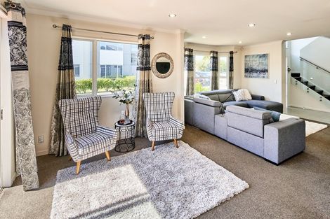 Photo of property in 3 Ludlam Crescent, Woburn, Lower Hutt, 5010