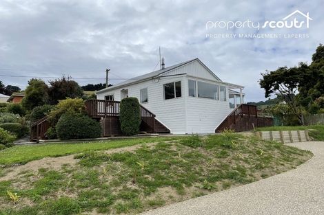 Photo of property in 24 Porterfield Street, Macandrew Bay, Dunedin, 9014