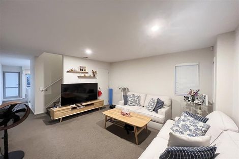 Photo of property in 9 Divide Loop, Takanini, 2112