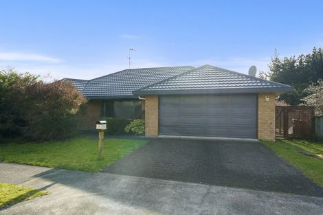 Photo of property in 5 Harry Shaw Way, Raumati South, Paraparaumu, 5032