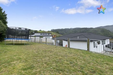 Photo of property in 8 Frankie Stevens Place, Riverstone Terraces, Upper Hutt, 5018