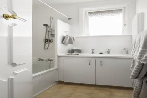 Photo of property in 2 Statham Street, Brockville, Dunedin, 9011