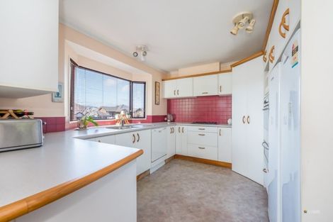 Photo of property in 26 Birkinshaw Grove, Riverstone Terraces, Upper Hutt, 5018