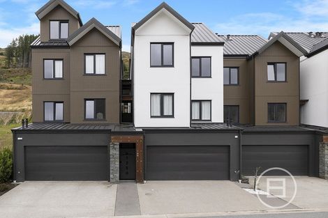 Photo of property in 2/28 Bullendale Drive, Arthurs Point, Queenstown, 9371