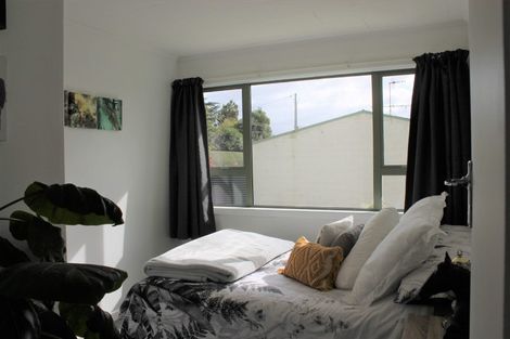 Photo of property in 52 John Street, Winton, 9720