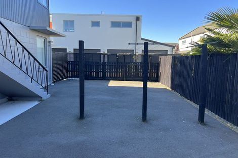 Photo of property in 6/22 Springfield Road, St Albans, Christchurch, 8014