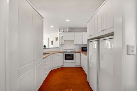 Photo of property in 1/114 The Circle, Manly, Whangaparaoa, 0930