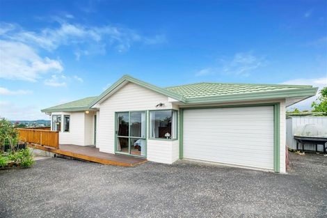 Photo of property in 1/204 Sturges Road, Henderson, Auckland, 0612