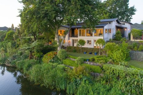 Photo of property in 12 Pastoral Lane, Hokowhitu, Palmerston North, 4410