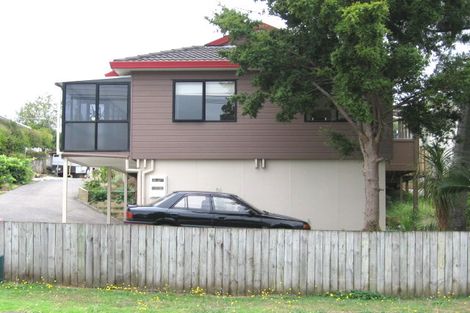 Photo of property in 1/51 Park Road, Glenfield, Auckland, 0629