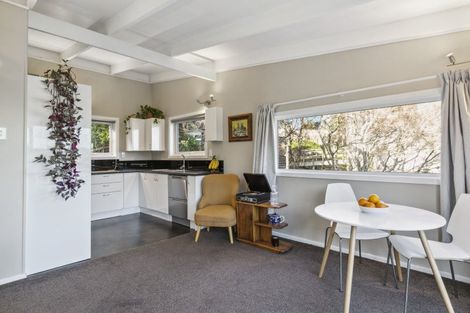 Photo of property in 1/72 Homebush Road, Khandallah, Wellington, 6035