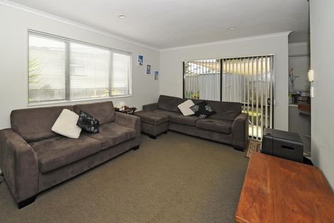 Photo of property in 81 Skipton Street, Mangere East, Auckland, 2024