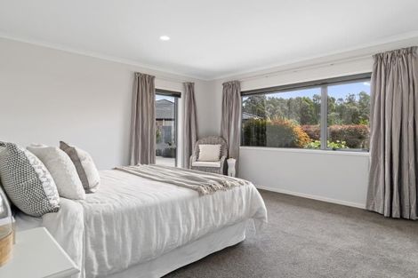 Photo of property in 156 Oteki Park Drive, Welcome Bay, Tauranga, 3112