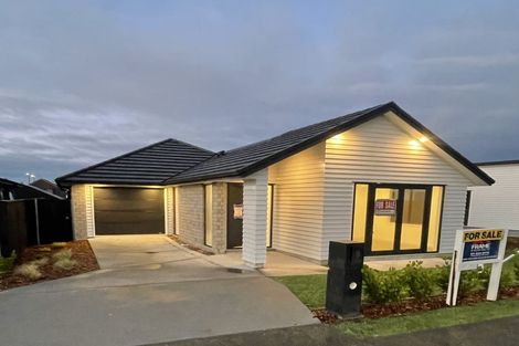 Photo of property in 3 Arohanui Road, Karaka, 2124